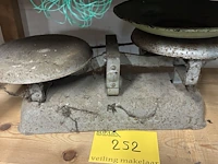 Lot 252 - retro weegschaal