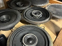 Lot 253 - autoradio blaupunkt met toebehoren - afbeelding 4 van  4
