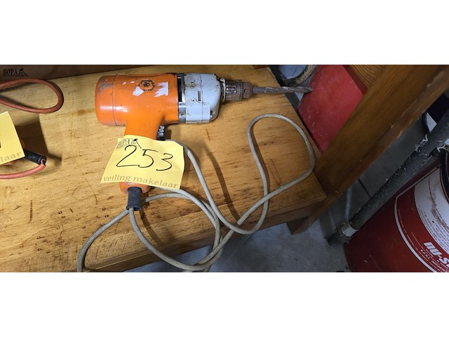 Lot 253 - boormachine - afbeelding 1 van  2