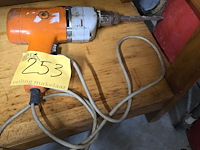 Lot 253 - boormachine - afbeelding 1 van  2