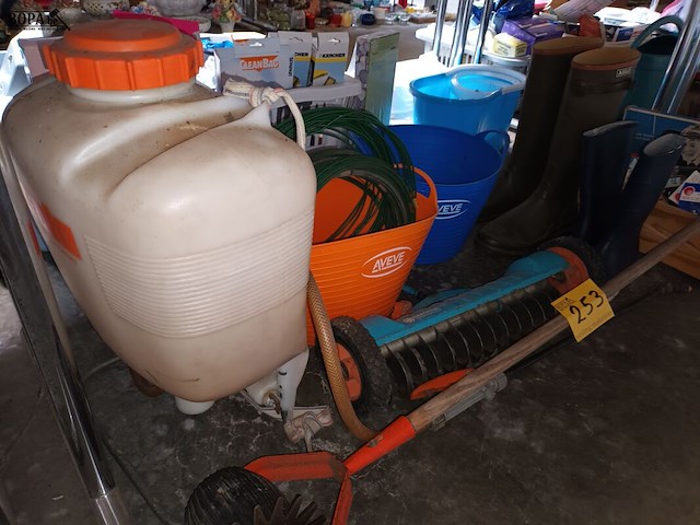 Lot 253 - gereedschap en doe-het-zelf materiaal - afbeelding 2 van  4