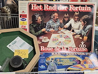 Lot 254 - gezelschapsspelen 3 stuks - afbeelding 1 van  4
