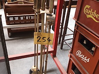 Lot 254 - haardstel in koper - afbeelding 1 van  3