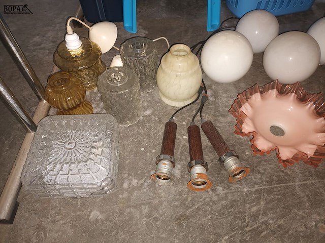 Lot 254 - lampenkappen. 15 stuks - afbeelding 4 van  4