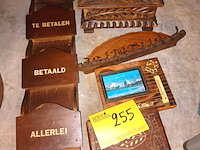 Lot 255 - houten decoratie. 5 stuks - afbeelding 1 van  4