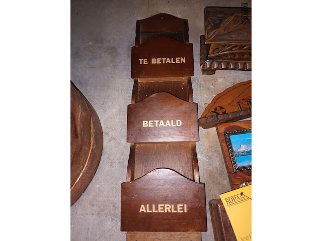 Lot 255 - houten decoratie. 5 stuks - afbeelding 2 van  4