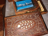 Lot 255 - houten decoratie. 5 stuks - afbeelding 4 van  4