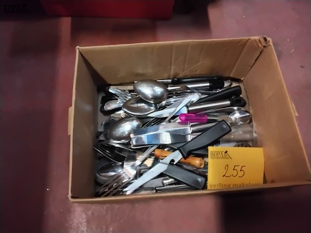 Lot 255 - lot bestek - afbeelding 1 van  1