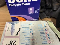 Lot 255 - lot fietsbinnenbanden - afbeelding 4 van  4