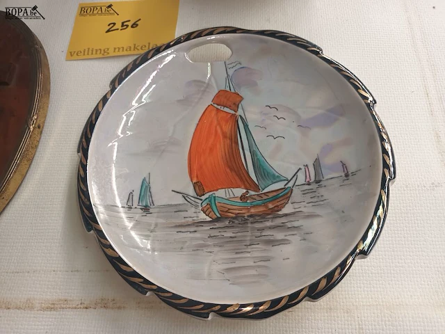 Lot 256 - diverse decoratie. 5 stuks - afbeelding 5 van  6