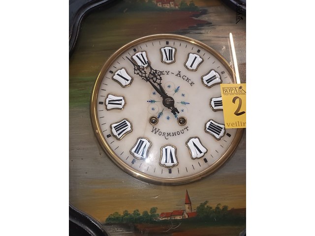 Lot 256 - oeil de boeuf klok - afbeelding 2 van  5