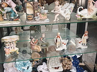 Lot 257 - porseleinen beeldjes. 40 stuks - afbeelding 5 van  6