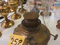 Lot 258 - olielampen in koper. 10 stuks - afbeelding 3 van  5
