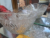 Lot 258 - punchbowl met 9 hangend tasjes en lepel - afbeelding 1 van  6