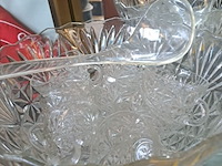 Lot 258 - punchbowl met 9 hangend tasjes en lepel - afbeelding 2 van  6
