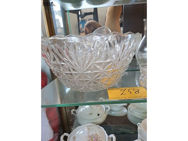 Lot 258 - punchbowl met 9 hangend tasjes en lepel - afbeelding 3 van  6