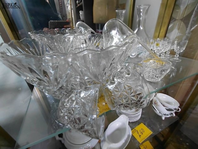 Lot 258 - punchbowl met 9 hangend tasjes en lepel - afbeelding 5 van  6