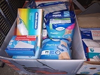 Lot 259 - poetsmateriaal en huisraad - afbeelding 4 van  4