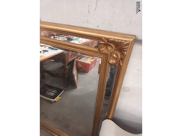 Lot 259 - spiegel in vergulde lijst - afbeelding 3 van  5