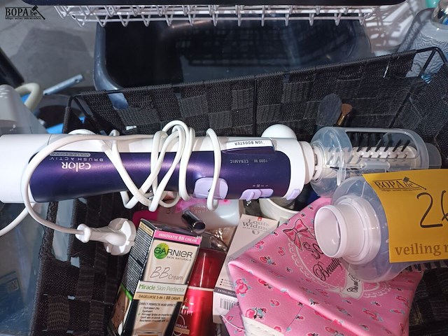 Lot 26 - badkamer benodigdheden - afbeelding 2 van  5