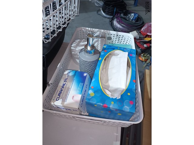 Lot 26 - badkamer benodigdheden - afbeelding 5 van  5