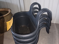 Lot 26 - balkonbakken. 6 stuks - afbeelding 3 van  3