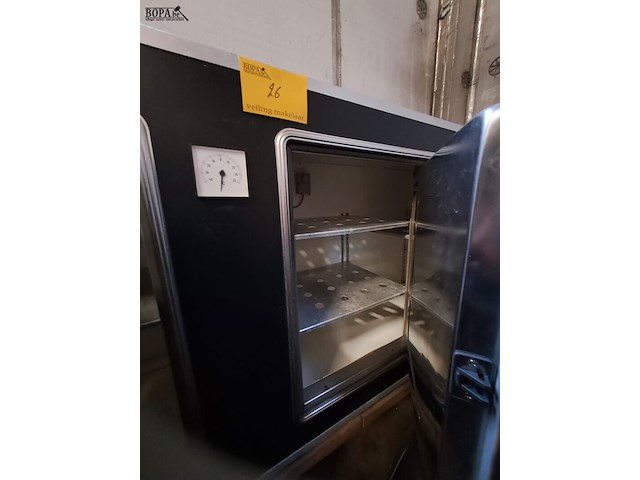 Lot 26 - barfrigo - 3 deurs op gas - mancave - afbeelding 2 van  4