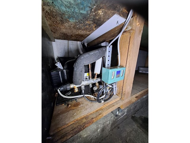 Lot 26 - barfrigo - 3 deurs op gas - mancave - afbeelding 4 van  4