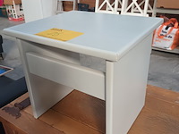Lot 26 - bijzettafeltje - afbeelding 2 van  3