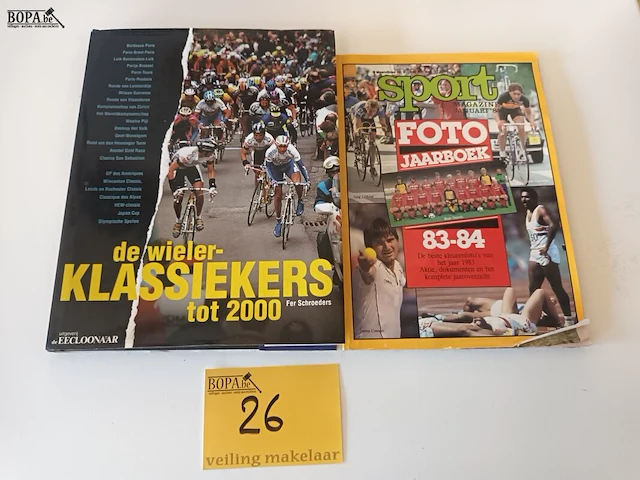 Lot 26 - boeken wielrennen. 2 stuks - afbeelding 1 van  7
