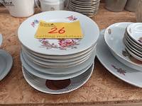 Lot 26 - borden en tassen. 20 stuks - afbeelding 4 van  5