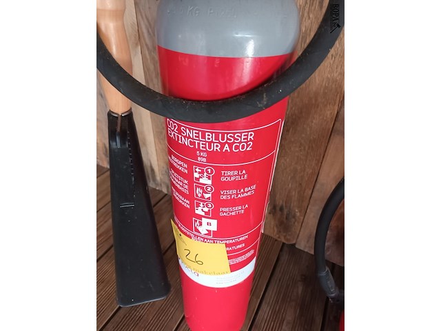 Lot 26 - brandblusapparaat. 4 stuks - afbeelding 2 van  3