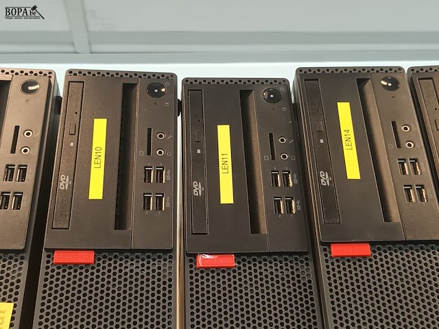 Lot 26 - desktop lenovo thinkcentre. 5 stuks - afbeelding 3 van  3