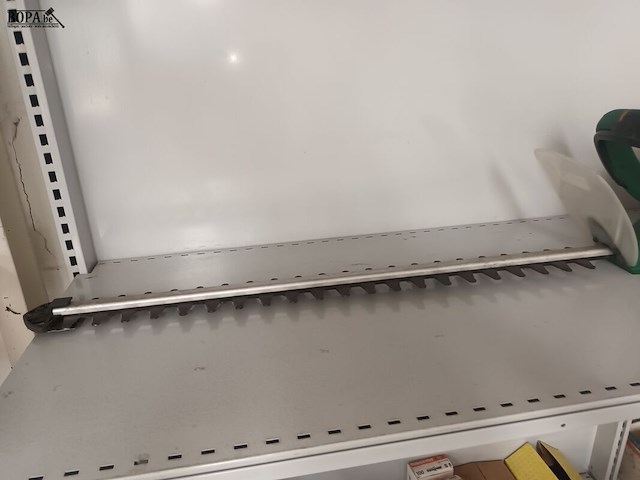 Lot 26 - elektrische heggenschaar powerplus - afbeelding 2 van  4