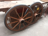 Lot 26 - karrewielen. 2 stuks - afbeelding 2 van  4