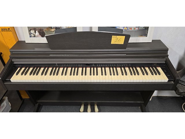 Lot 26 - piano werkend - afbeelding 2 van  4