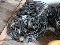 Lot 26 - prikkabels en lampen - afbeelding 2 van  6