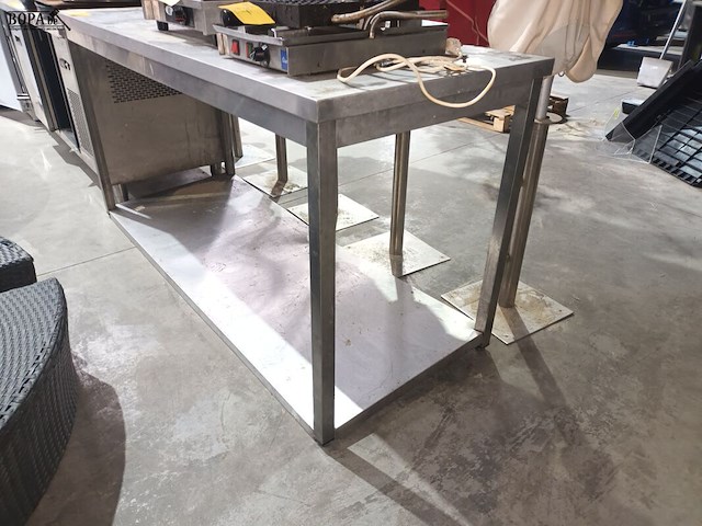 Lot 26 - rvs werktafel - afbeelding 3 van  3