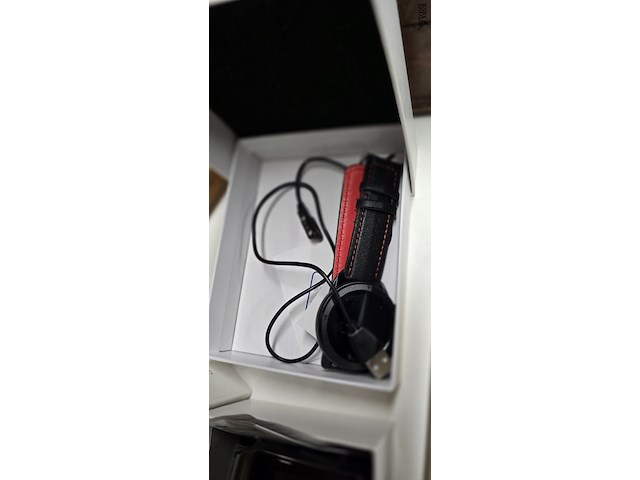 Lot 26 - smartwatches 3 stuks - afbeelding 7 van  7