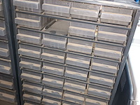 Lot 26 - sorteertoren. 3 stuks - afbeelding 3 van  5