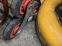 Lot 26 - steekwagen traploper - afbeelding 4 van  4