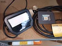 Lot 26 - verlichting en bewegingsdetectoren - afbeelding 2 van  3