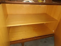 Lot 26 - vintage dressoir kast - afbeelding 3 van  6
