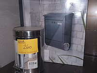 Lot 260 - pedaalemmer en brievenbus