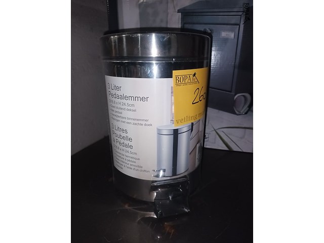 Lot 260 - pedaalemmer en brievenbus - afbeelding 2 van  4