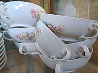 Lot 260 - vintage servies bavaria germany met bloemenmotief -20-delig - afbeelding 4 van  6