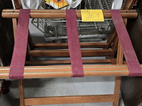 Lot 261 - houten bagagerek 2 stuks - afbeelding 2 van  3