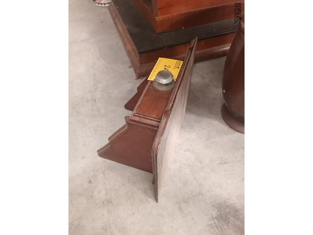 Lot 261 - wandrekje - afbeelding 2 van  4