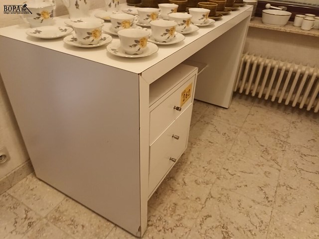 Lot 262 - bureau wit - afbeelding 2 van  5