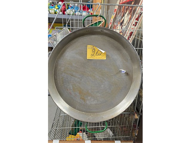 Lot 262 - grote paellapan doorsnee 50 cm - afbeelding 1 van  2
